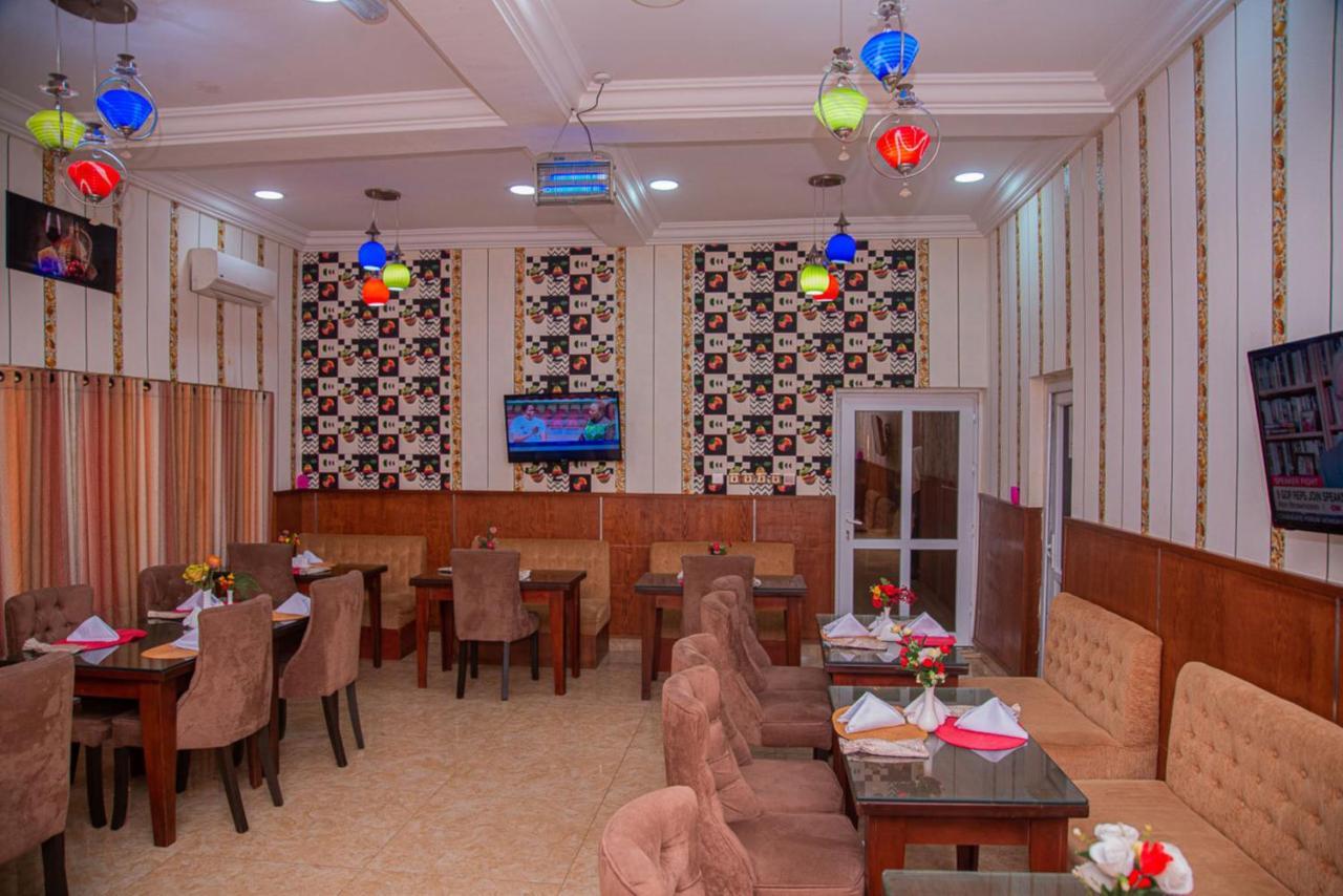 Mahogany Hotel And Suites Ibadan Eksteriør billede